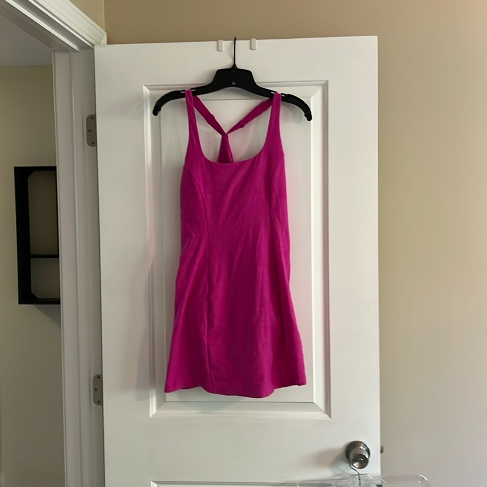 Women’s casual athletic dress
